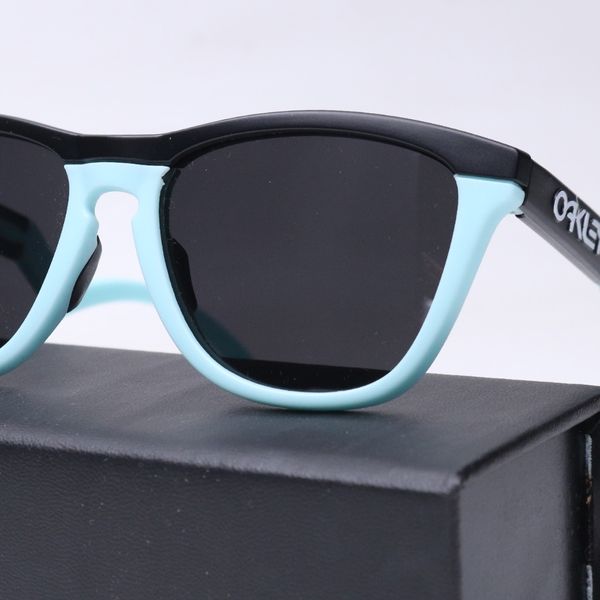 عینک برند OAKLEY کد 181471