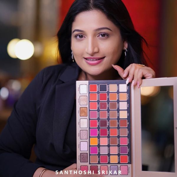 پالت سایه 48 رنگ CHARACTER مدل Unique