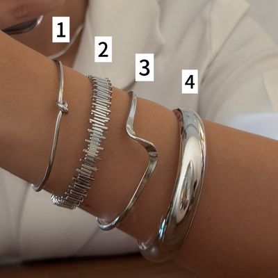 دستبند نقره ای