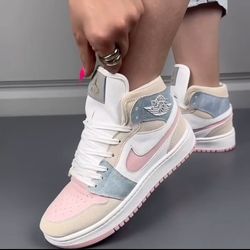 نایک جردن ساقدار صورتی آبی زنانه