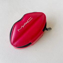 کیف آرایش‌رژ لب مک