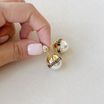 گوشواره های‌کپی دیور طلایی