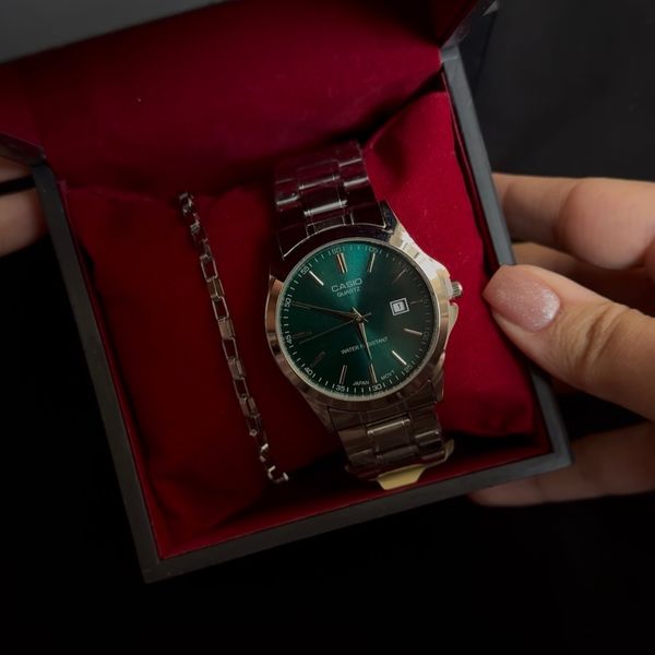 ساعت کاسیو کلاسیک و دستبند آجری