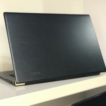 لپ تاپ استوک توشیبا Toshiba Tecra X40 الترابوک نسل هشتم Toshiba Tecra X40-E Core i5