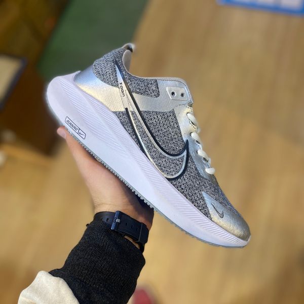 نایک زوم رانینگ طوسی