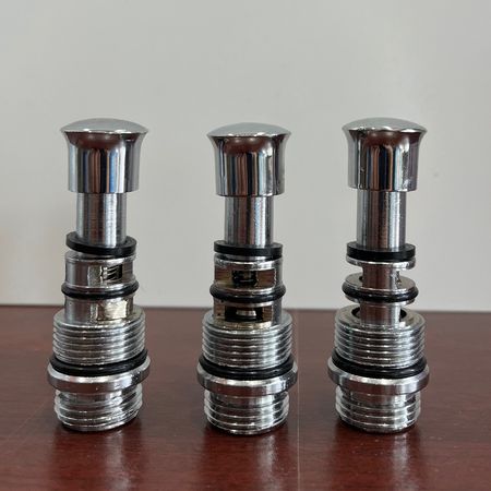 سوپاپ رزوه دار شیر دوش حمام