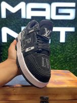 کتانیLouis Vuitton Trainer نگین دار مشکی