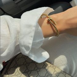 دستبند بنگل میخی