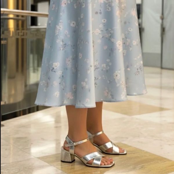 صندل مجلسی ضربدری