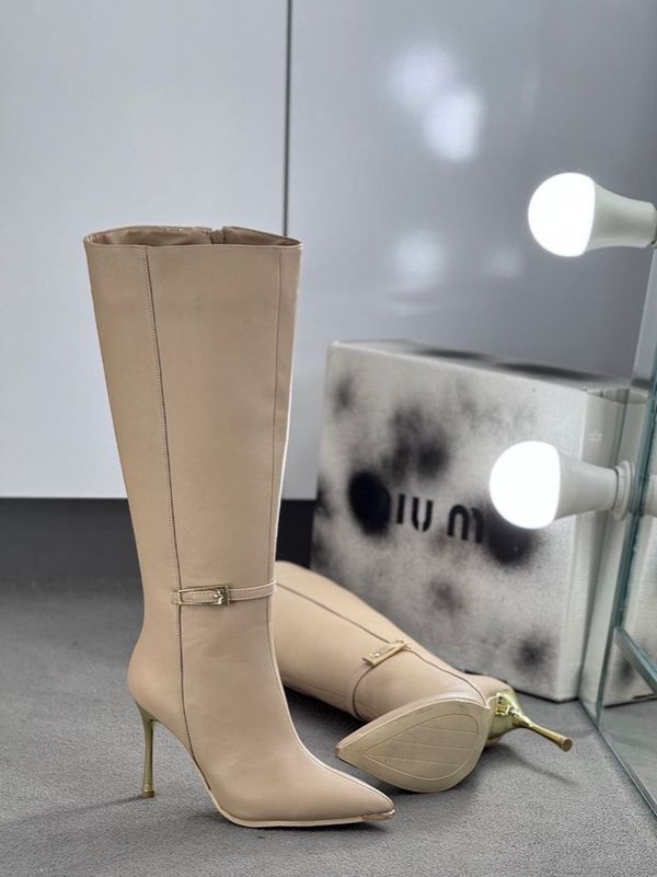 بوت بلند پاشنه9سانت طلایی