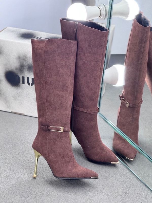 بوت بلند پاشنه9سانت طلایی