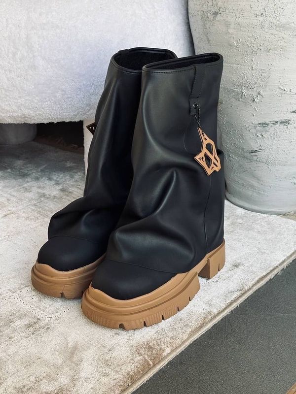 نیم بوت نیکدولف شلواری