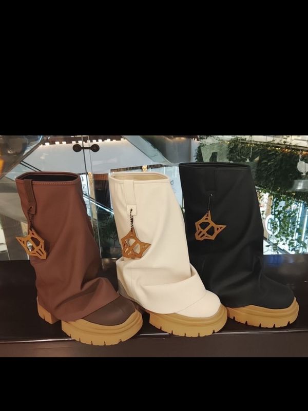 نیم بوت نیکدولف شلواری