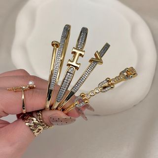 بنگل جواهری nyh