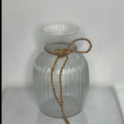 گلدان شیشه ای سرن با ارتفاع 19سانت