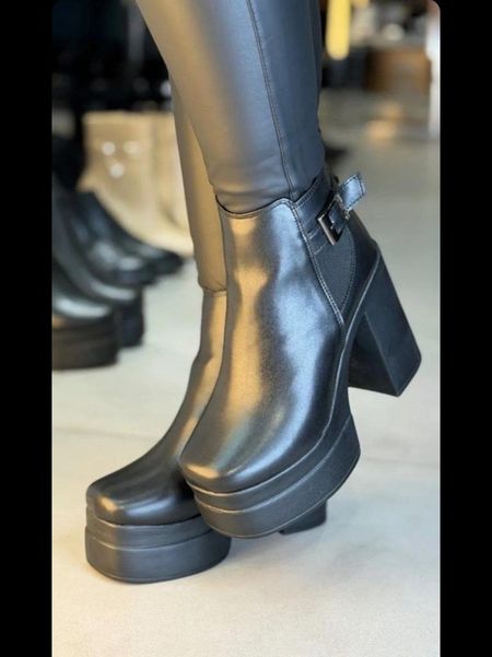 نیم بوت ژاکلین بغل سگک