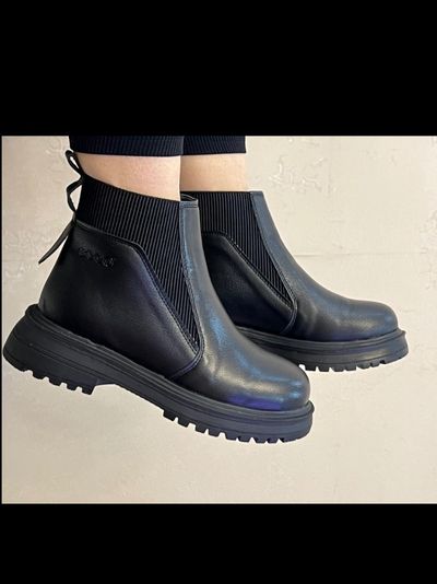 نیم بوت اکو