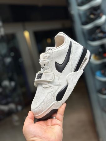 ارام پا سفید جردن تم41.42.43.44