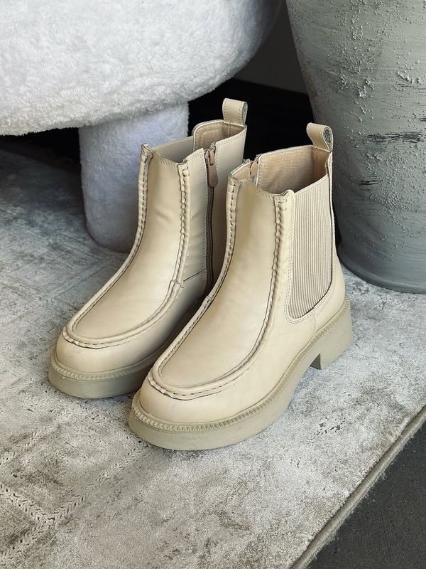 نیم بوت کلاسیک