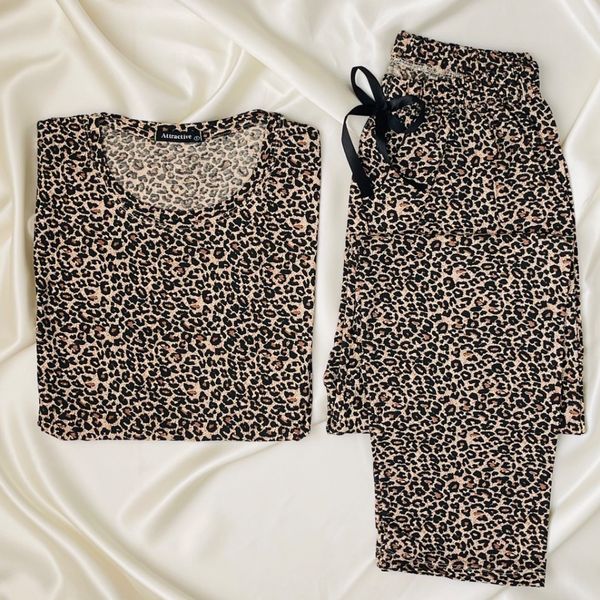 ست تیشرت و شلوار زنانه برند Attractive طرح پلنگی ریز (نخ پنبه درجه یک)