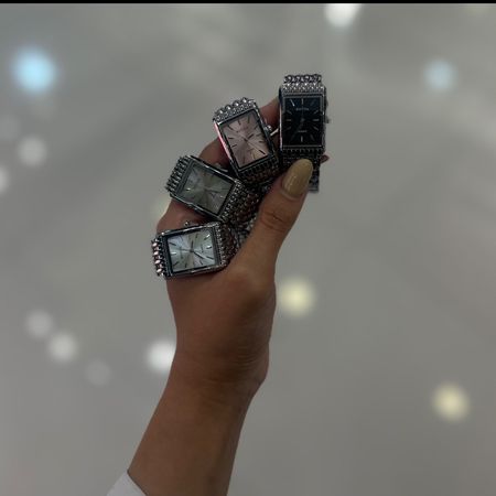 ساعت زنانه مدل رویدا