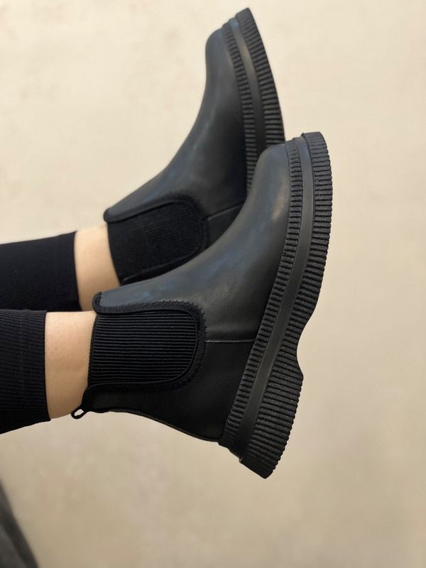 نیم بوت 2کش زواردوزی