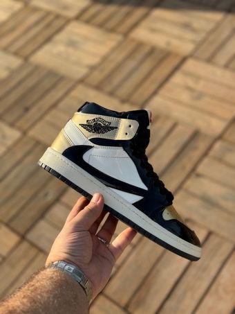 کفش تراویس ساقدار مشکی طلایی