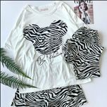 ست 3 تکه تیشرت، شلوار و شلوارک زنانه شین‌دخت طرح گورخری (Zebra)