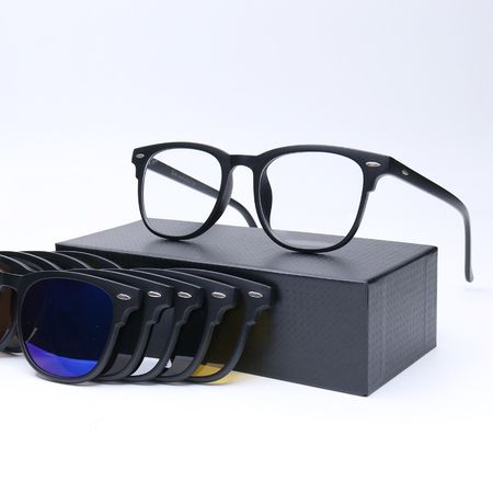 عینک برند RAY BAN کد 181409