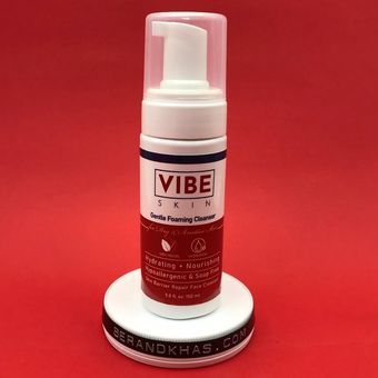 فوم شستشو پوست چرب