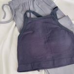 ست پیشنهادی شین‌دخت: نیم‌تنه خاکستری و شلوار طوسی کبریتی (راحت و منعطف)