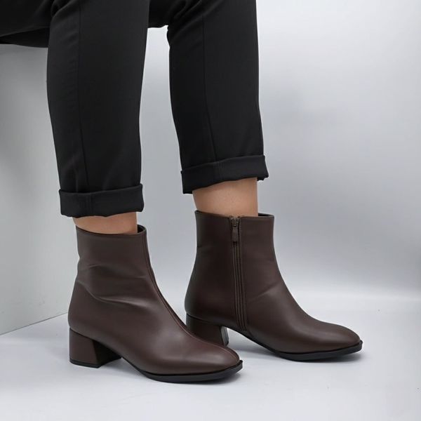 نیم بوت کلاسیک بغل زیپ طبی