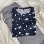 ست راحتی شیندخت؛ تیشرت جوجهتیغی قوارهدار و اندامی با شلوار فولکش