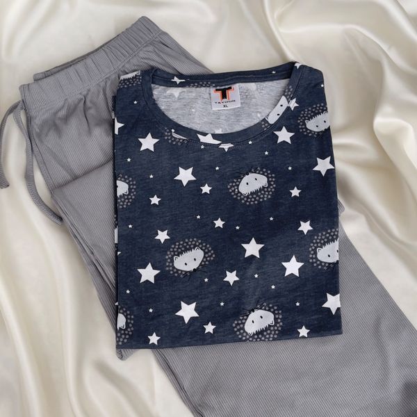 ست راحتی شیندخت؛ تیشرت جوجهتیغی قوارهدار و اندامی با شلوار فولکش