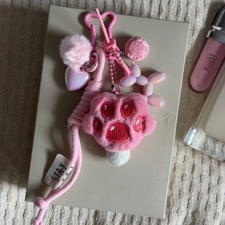 چارم پنجه صورتی🩷