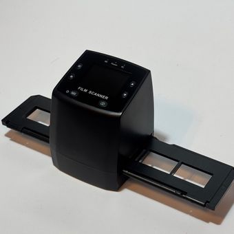 اسکنر فیلم FILM SCANNER digit now
