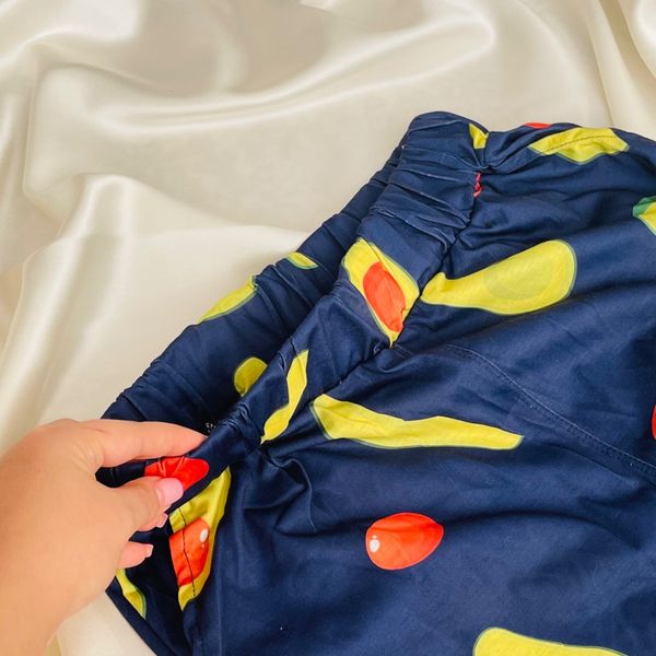 ست تیشرت قرمز طرح آووکادو و شلوار سرمه‌ای پاگانی (سایز پلاس 40 تا 50) | فروشگاه شین دخت