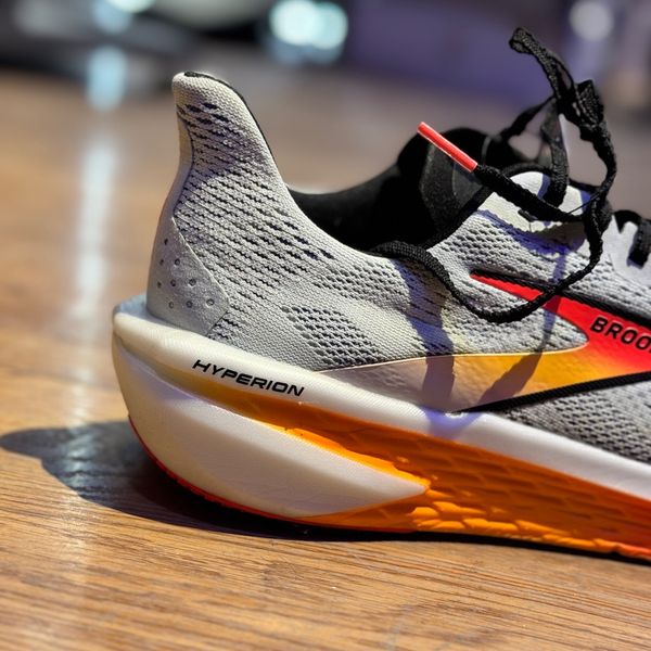 Brooks Hyperion 2