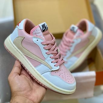 کتونی جردن ترویس رنگ صورتی جذاب کیفیت های کپی ویتنامی سایز 37 تا 40