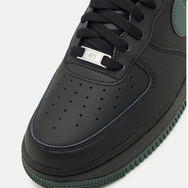 Nike Air Force 1 vintage green