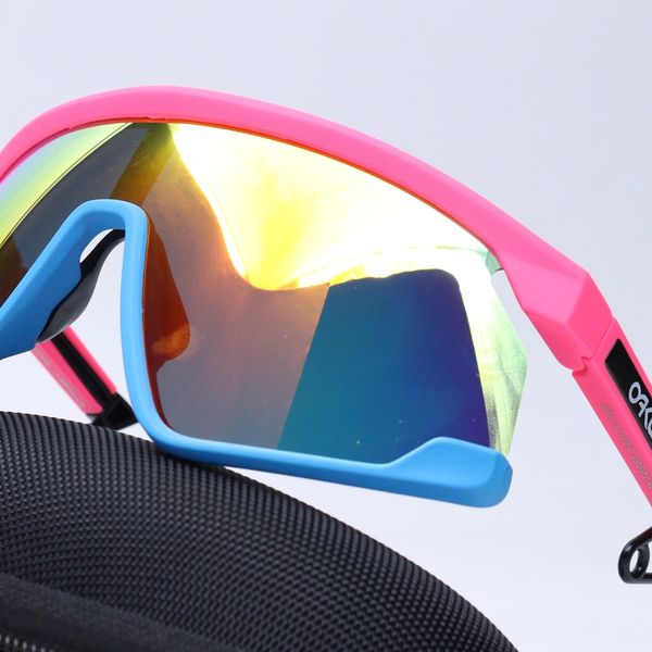 عینک برند OAKLEY کد 181106