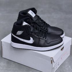 خرید کفش کتونی نایک ایر جردن 1 ساقدار مشکی سفید \| Nike Air Jordan 1 Black White