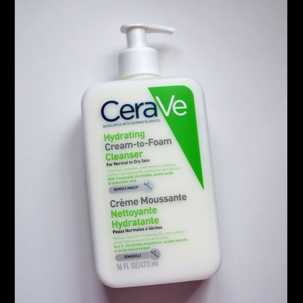 شوینده آبرسان پوست نرمال تا خشک کرم تو فوم سراوی Cerave Hydrating Cream To Foam Cleanser