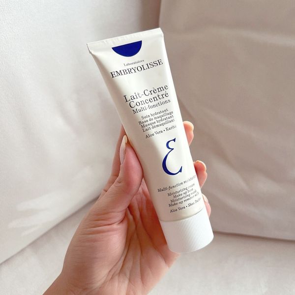 کرم تغذیه کننده مرطوب کننده و آبرسان 6 کاربرد امبرلیوس Emberliosse Light Moisturizer Multi Fonction Cream