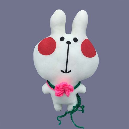 خرگوش لبخند با شالگردن طرح گل ارتفاع 27 سانتی متر