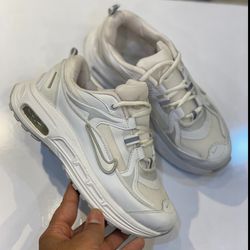 کتونی اسپرت نایکی زیره کپسولی سایز 37 تا 40