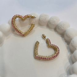 گوشواره طرح قلب(نگین صورتی)