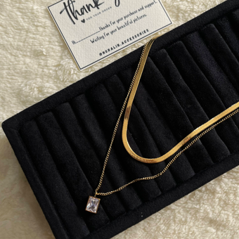 گردنبند دولاین