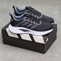 کفش مردانه آدیداس ووی بونس مشکی طوسی سفید | adidas Voeuy Bounce Black Gray White