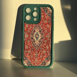 قاب های طرح فرش برای iphone 15 pro
